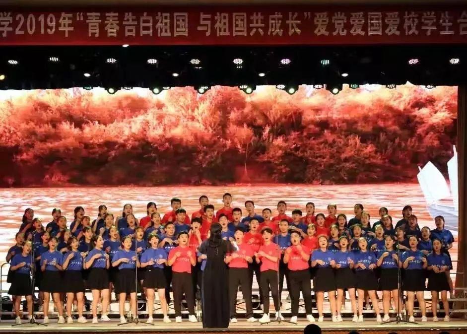孩子刚出生跟父母一个房间，买什么样的婴儿车比较合适和实用呢？